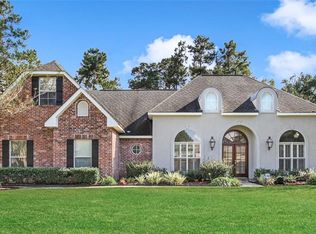 202 Delta Dr, Mandeville, LA 70448