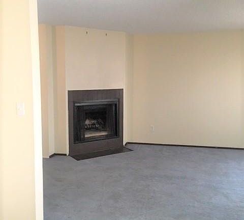 3rd image of 1011 18th St NE APT D