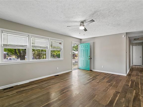5th image of 513 Marlin Dr