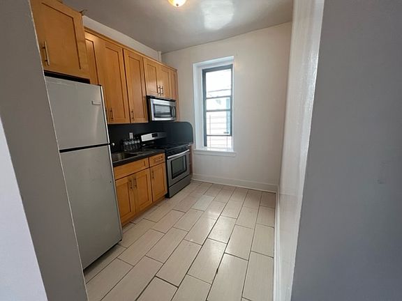 3rd image of 1500 Ocean Pkwy APT 5C