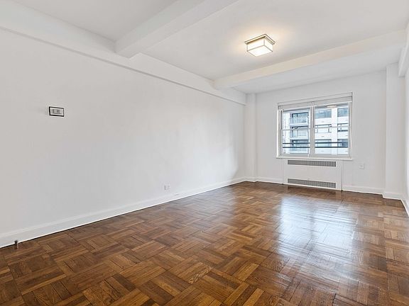 5th image of 300 E 57th St APT 14F