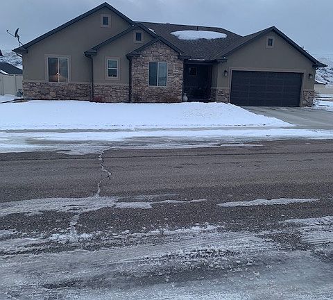 4th image of 1324 Pronghorn Dr