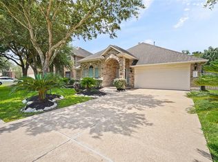 2412 Appian Way, Pearland, TX 77584