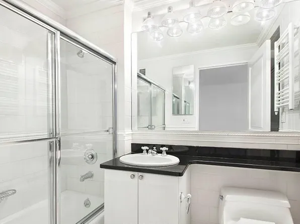 404 East 76th Street image 2 of 5