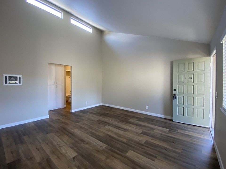 1st image of 2585 Jefferson St APT 29