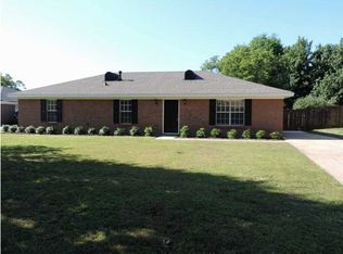 708 Running Brook Cir, Prattville, AL 36066