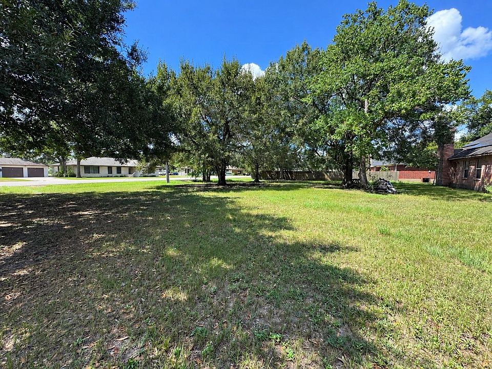 1st image of 1 Elizabeth Ave