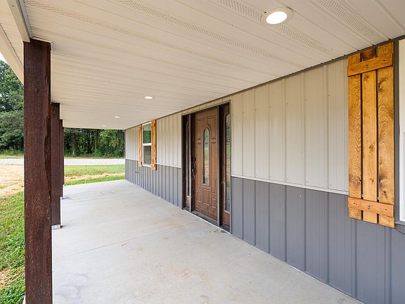 4th image of 31644 Bluhm Rd