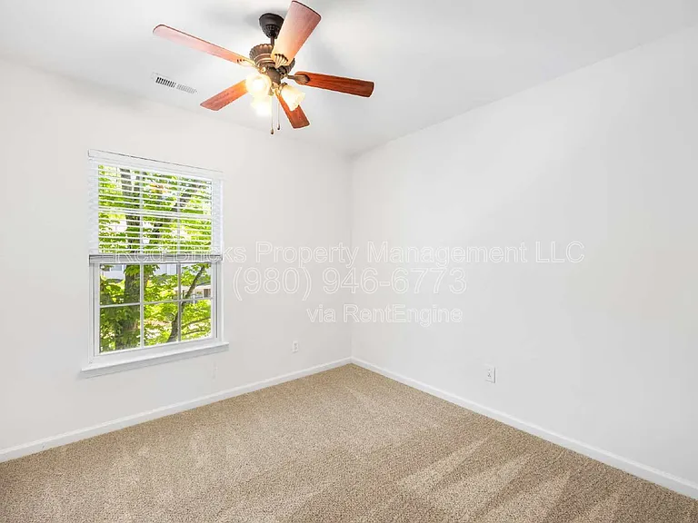 3053 Summerfield Ridge Ln — Photo 15
