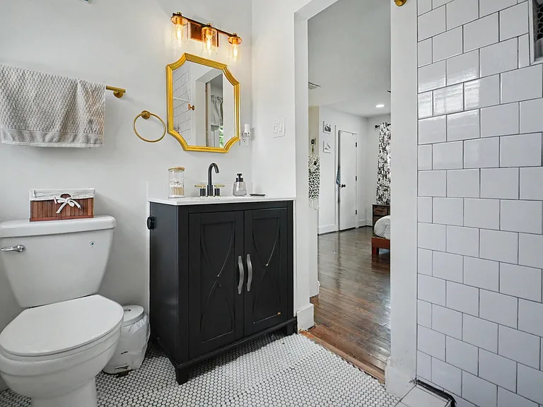 5226 Pomander Rd — Photo 17
