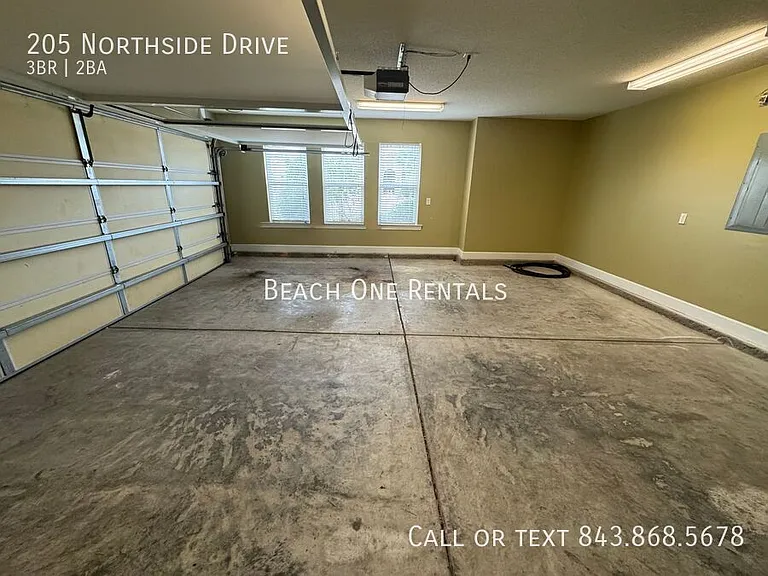 205 Northside Dr — Photo 13