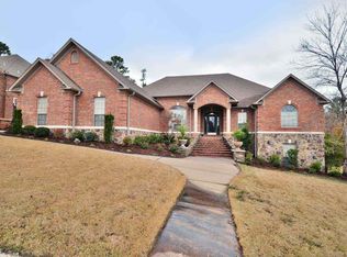112 Manitou Dr, Maumelle, AR 72113