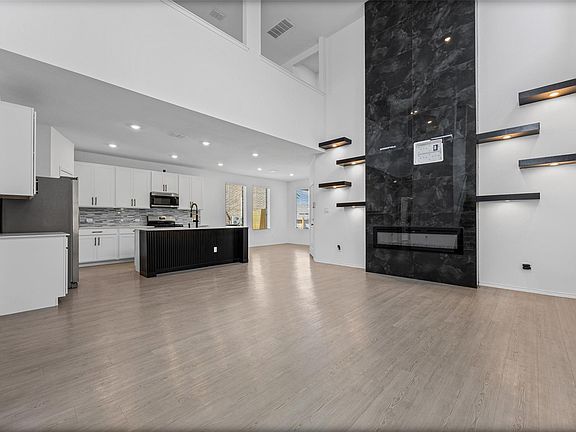 3rd image of 17911 Prairie Falcon Way #6