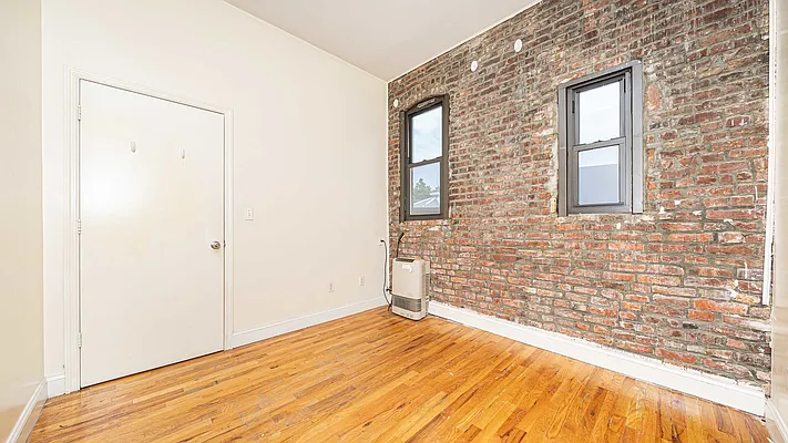 Rented by Nooklyn NYC LLC | media 5