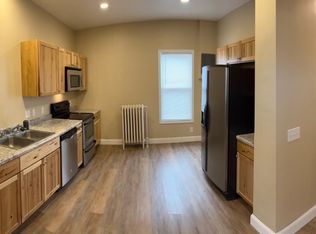 85 Victoria St N APT 2, Saint Paul, MN 55104