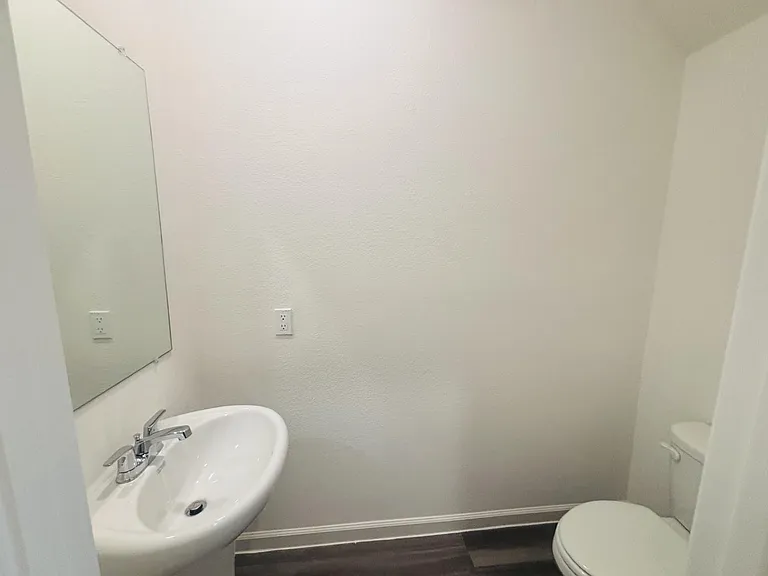 9445 Beryl Ln — Photo 8