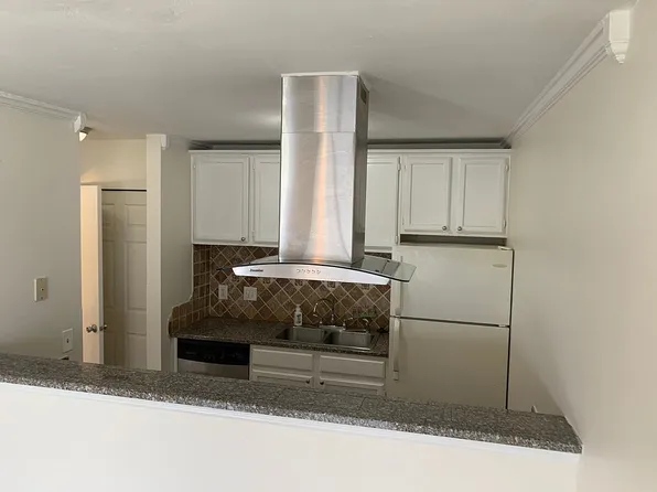 2302 Maki Rd #2, Plant City, FL 33566