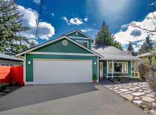 3225 NE 90th St, Seattle, WA 98115