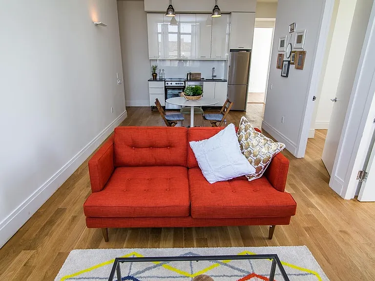 17 Monitor St #1H — Photo 2