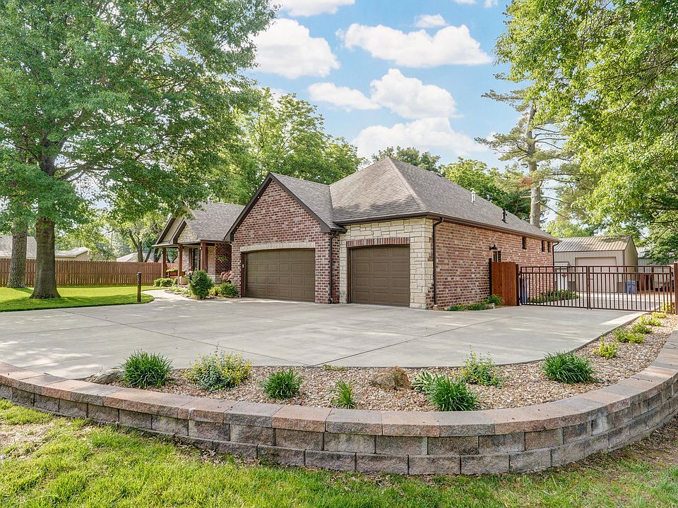 100 West Street, Nixa, MO 65714 Zillow