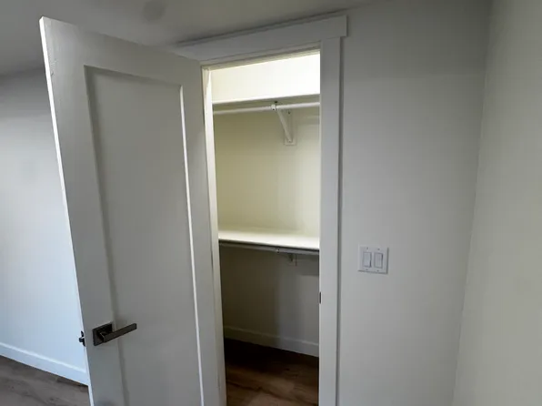 122 W Apricot Ave, Salt Lake City, UT 84103