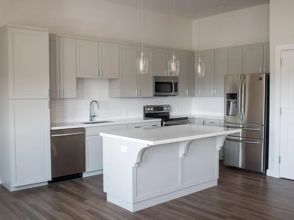 201 S Main St APT 310, Owasso, OK 74055