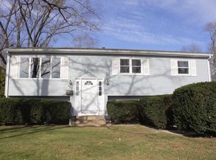 45 Sandy Ln, Warwick, RI 02889