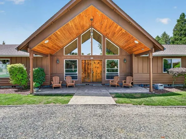 2240 Hull Rd, Medford, OR 97501