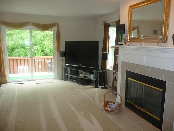 3rd image of 573 Olentangy Woods Dr