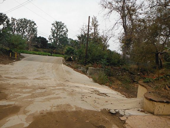 4th image of 5731 Bonsall Dr