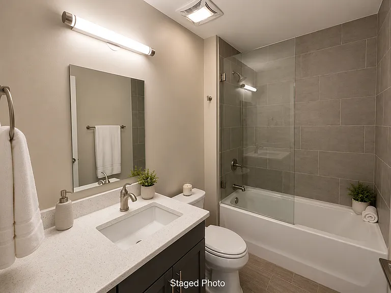 333 W Depot Ave #415 — Photo 14