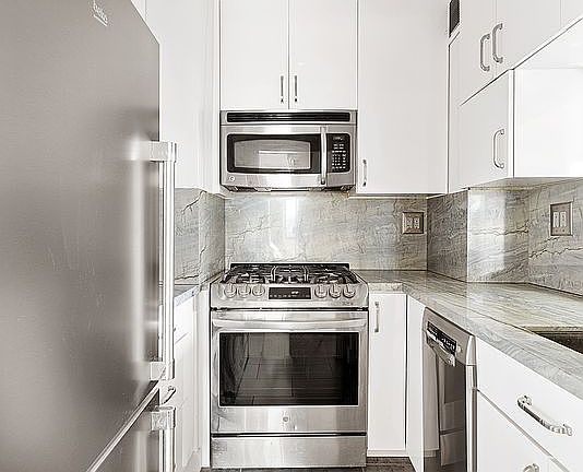 4th image of 343 E 74th St APT 20C