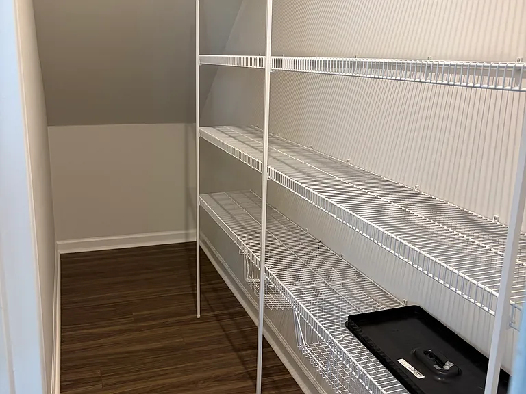 Kitchen pantry