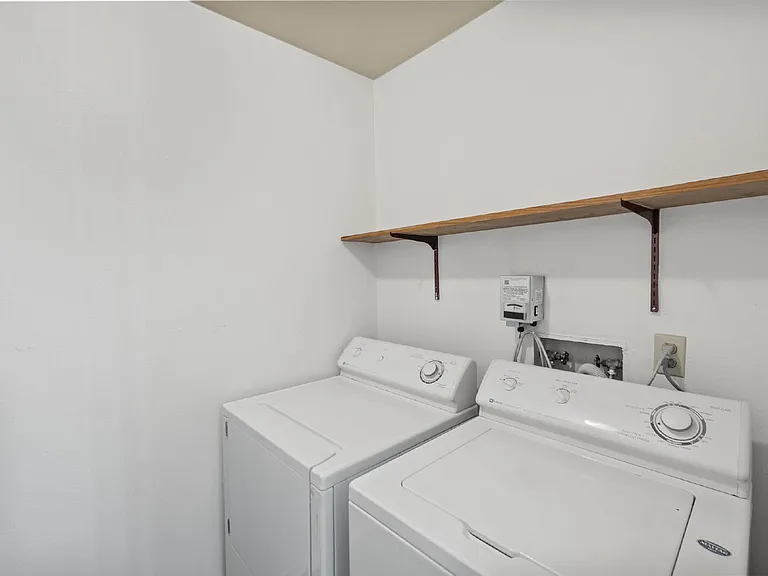 826 San Antonio Pl — Photo 25