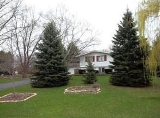 13 S Heather Ct, Caledonia, IL 61011