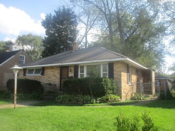 2nd image of 1611 Argonne Dr
