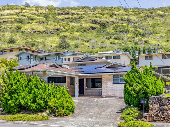 1650 Ala Aolani St, Honolulu, HI 96819