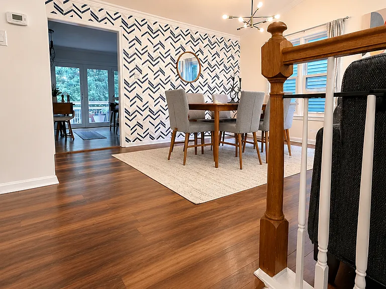 11 Watch Hill Pl — Photo 4