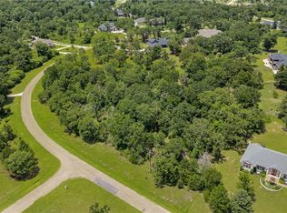 9635 Belgrave Sq, Iola, TX 77861