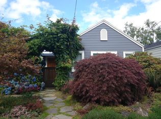 6527 Chapin Pl N, Seattle, WA 98103