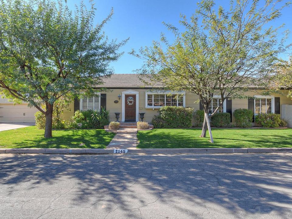 2040 N Alvarado Rd Phoenix AZ-large-001-