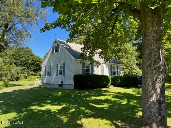 84 Division St, Great Barrington, MA 01230