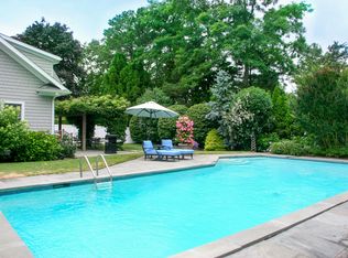 48 Shore Rd, Remsenburg, NY 11960