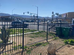 38404 3rd St E, Palmdale, CA 93550