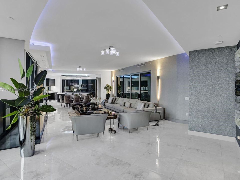 1st image of 18555 Collins Ave APT 2203