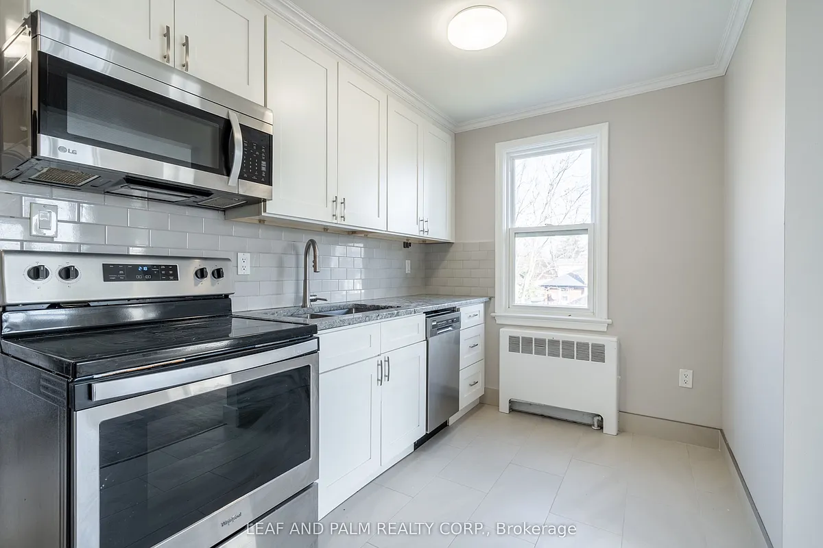 Building Photo - 5567 Ontario Ave #3
