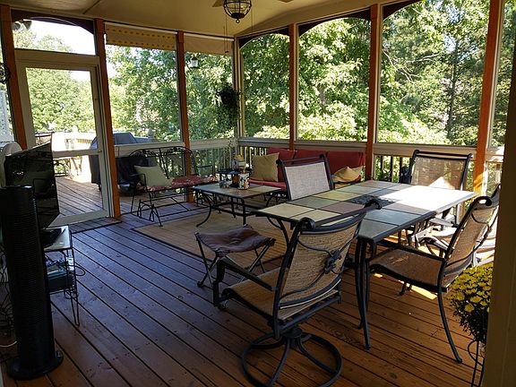 5th image of 600 River Valley Dr
