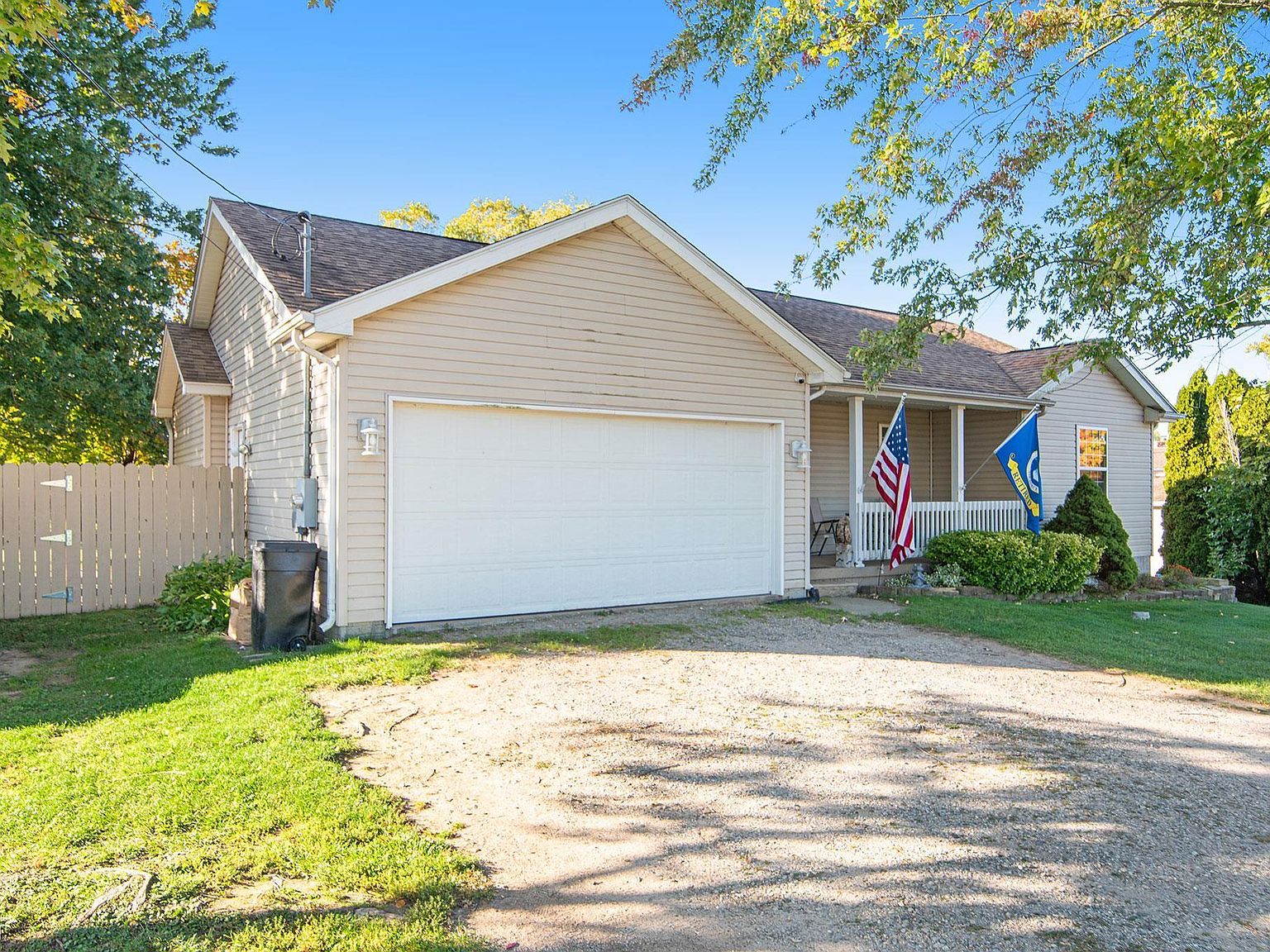 3022 E Lake Rd, Clio, MI 48420 Zillow