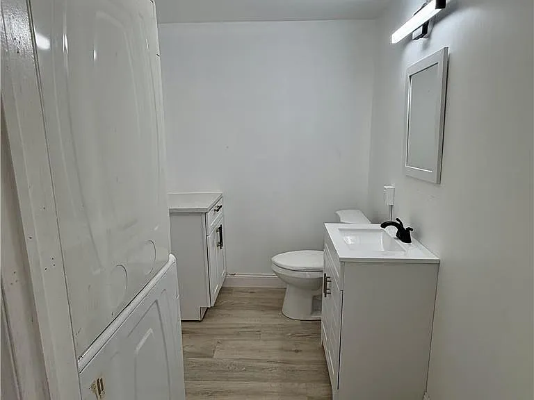 389 W Turner St — Photo 6