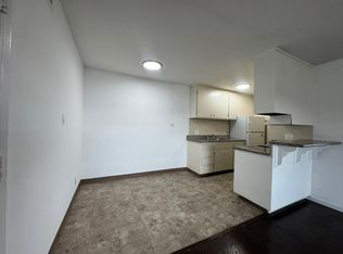 3232 14th Ave APT 8, Oakland, CA 94602